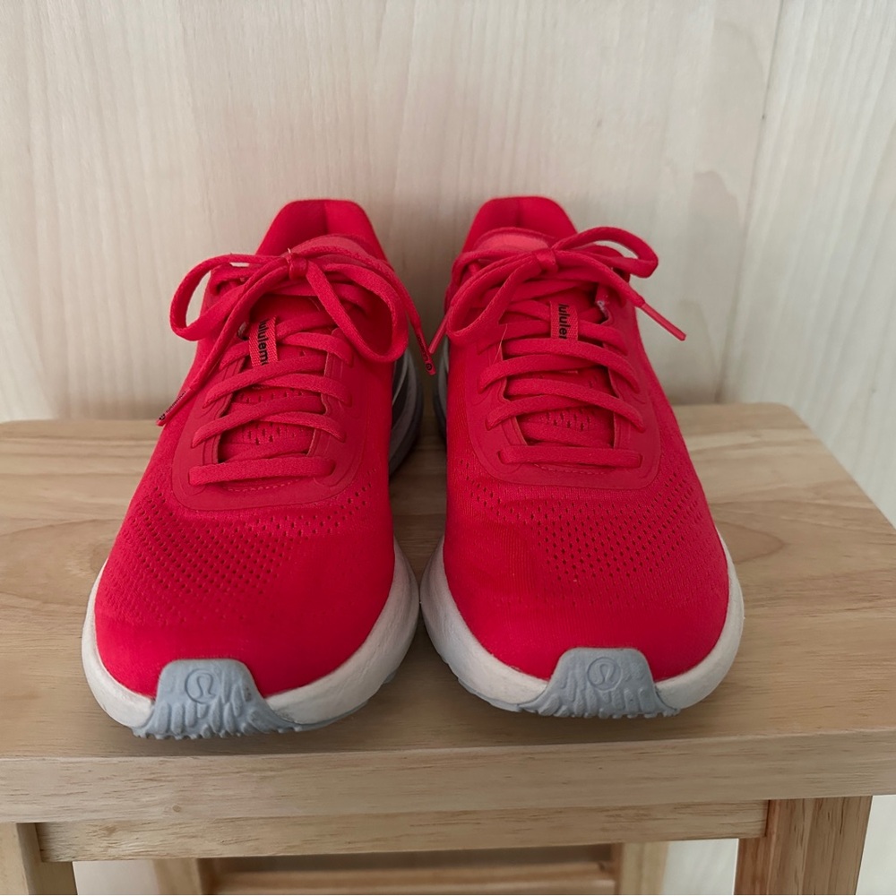 Lululemon Womens Beyondfeel Running Shoe - Picture 12 of 12